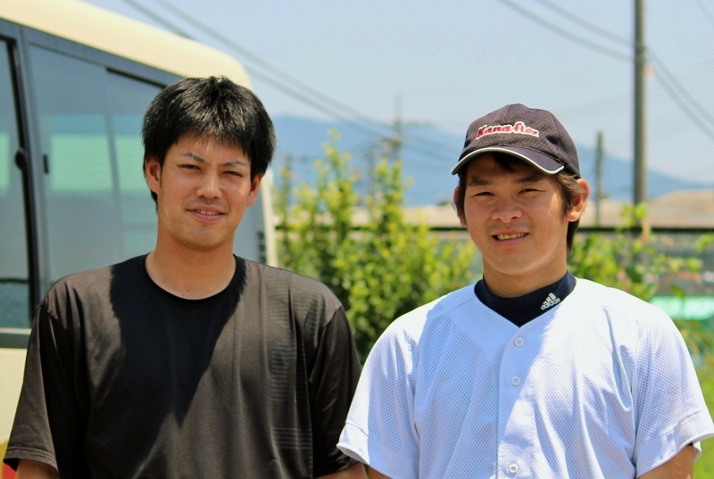 2016年6月、補強選手に選ばれた藤井選手(左)と大西投手(右)の取材で、初めてカナフレックスの東近江工場にお邪魔しました。