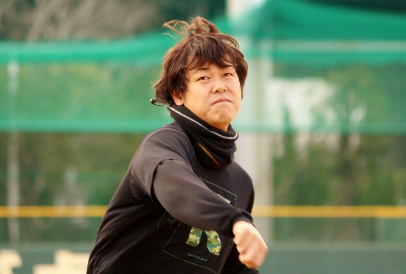 2015年1月、鳴尾浜で自主トレ中の玉置投手。
