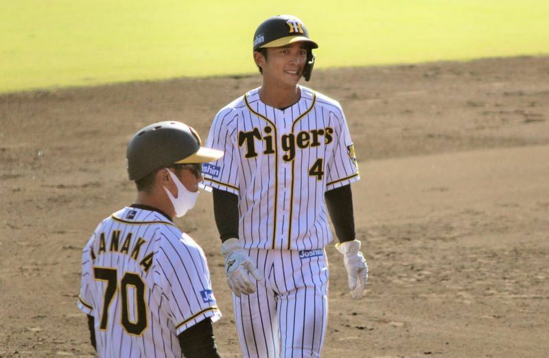 10月23日、二塁にいた熊谷選手はサンズ選手の三ゴロで三塁へ！