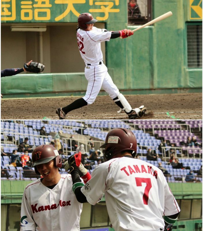 3回、先頭の福田が三塁打！続く田中慧の遊ゴロで1点を返し、ベンチ前でグータッチ(左が福田)。