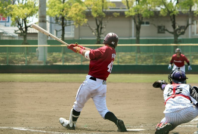 7回、山崎選手の内野安打と森田選手の左前打で作ったチャンスに、福田選手がタイムリー二塁打!コールド負けを免れた2点でした。