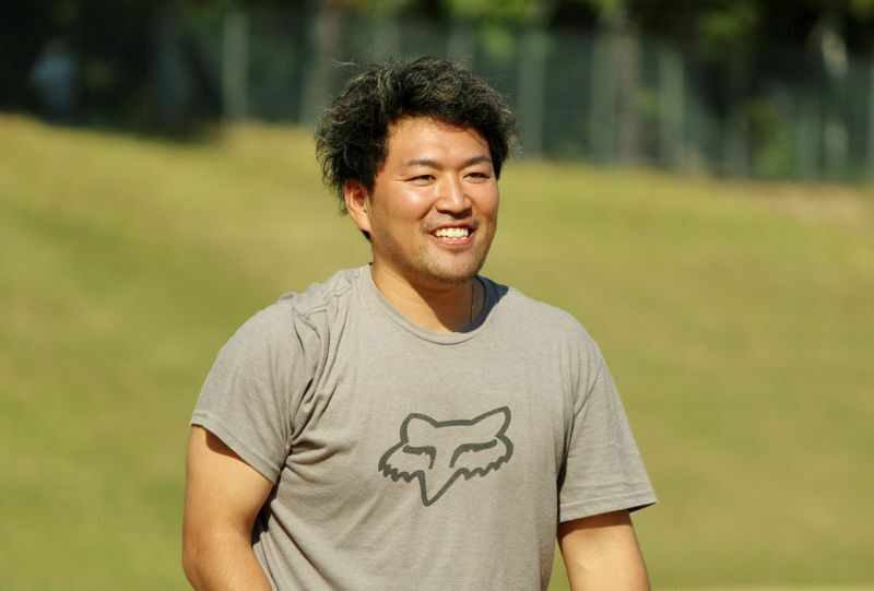岡本さんはBCリーグ時代に、阪神タイガースの安芸キャンプでブルペンキャッチャーのバイトも。やはり縁がありますね。