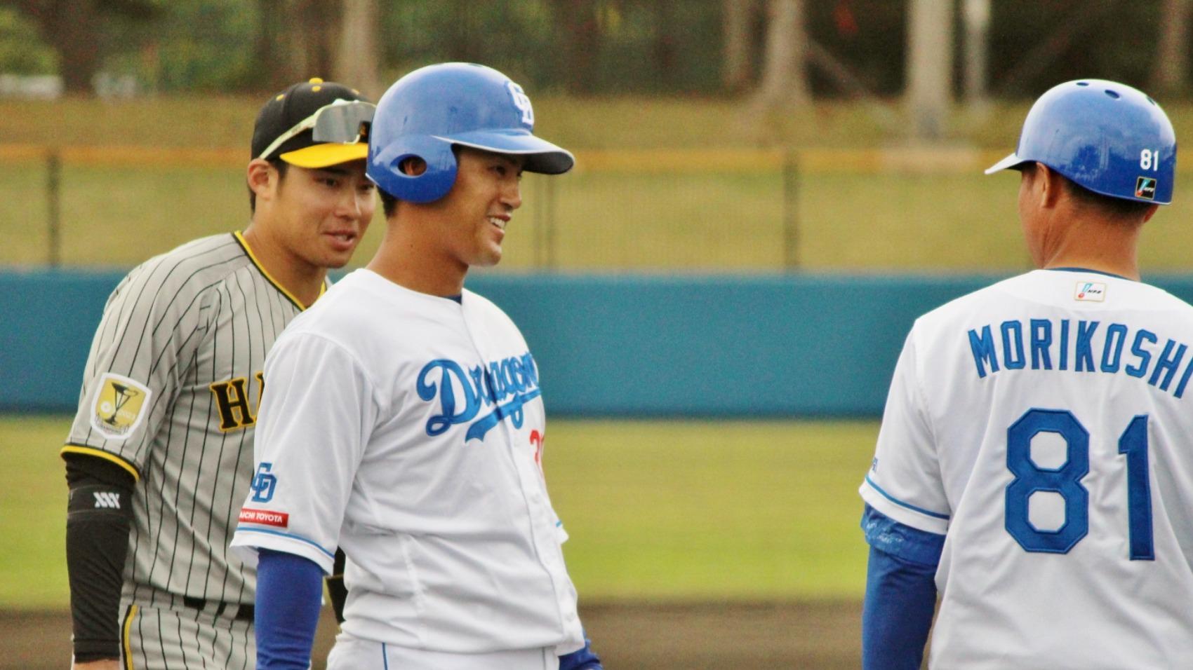 元プロ野球選手森越祐人選手 バッティンググローブ - 野球