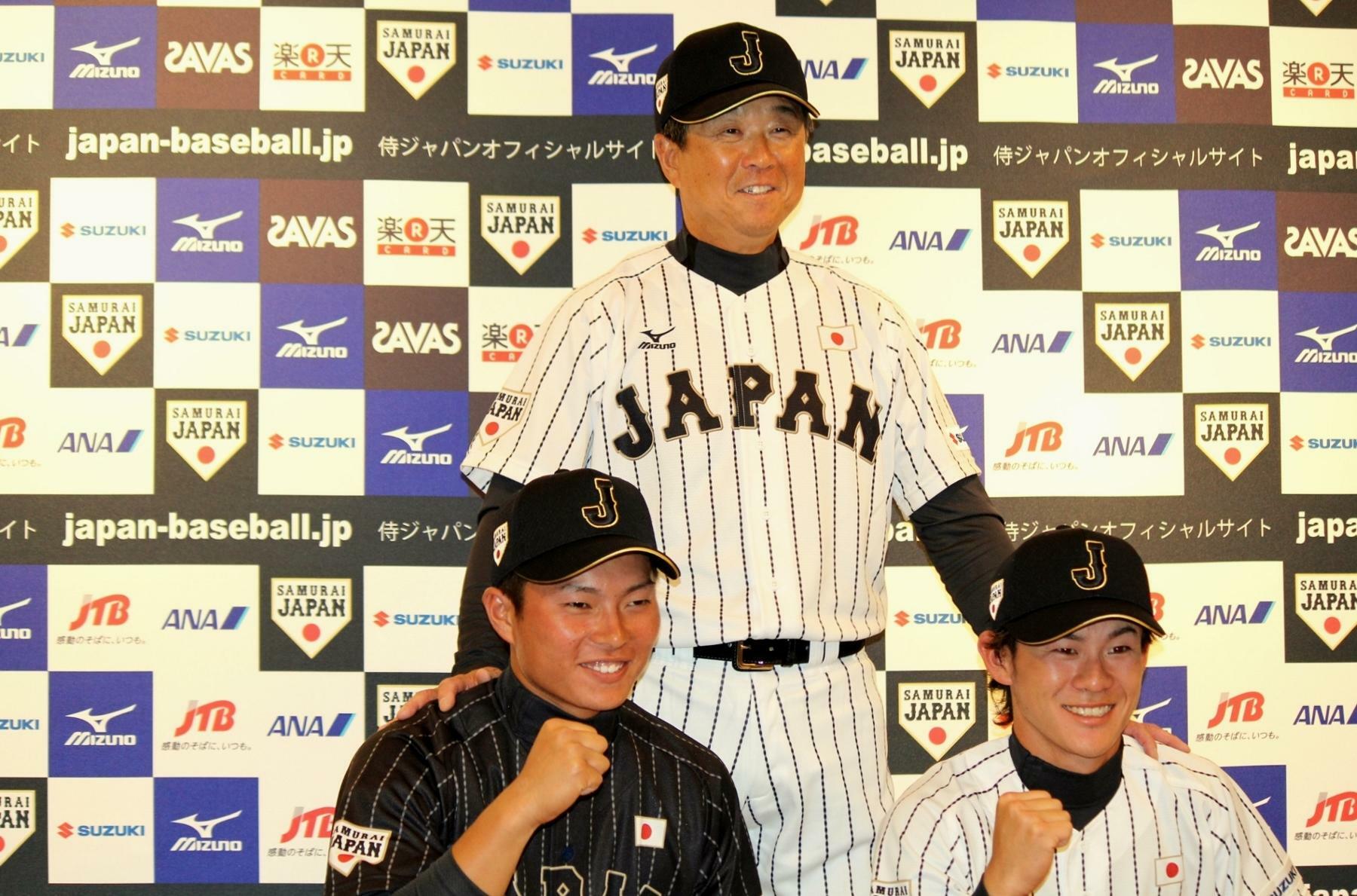 2015年10月に宮崎で行われた『21U W杯』の会見にて。上が平田監督、右はソフトバンク・牧原大成選手、左が北條選手。