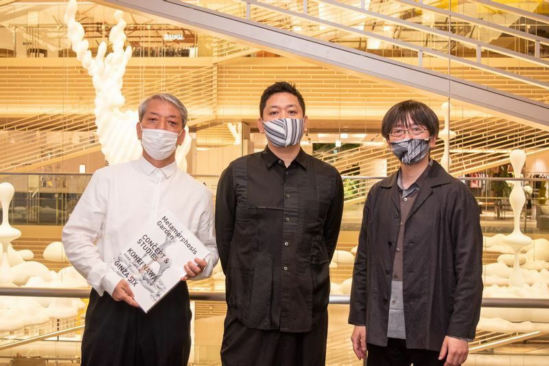 左からアートプロデューサーの後藤繁雄氏、彫刻家の名和晃平氏、KDDI株式会社の砂原哲氏