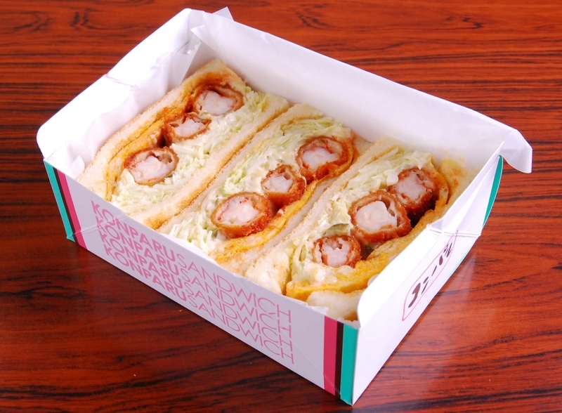 サンドイッチはテイクアウトのおみやげとしても人気。コンパルのエビフライサンドは東京でいえば「まい泉」のヒレかつサンドのような存在