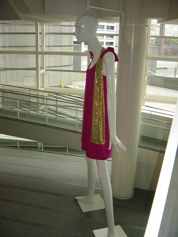 2006年のお化粧直しの際は、愛知県芸術文化センター（名古屋市東区）内にしばらくの間引っ越した。普段は絶対に見られないナナちゃんの後頭部を見られる貴重な機会だった