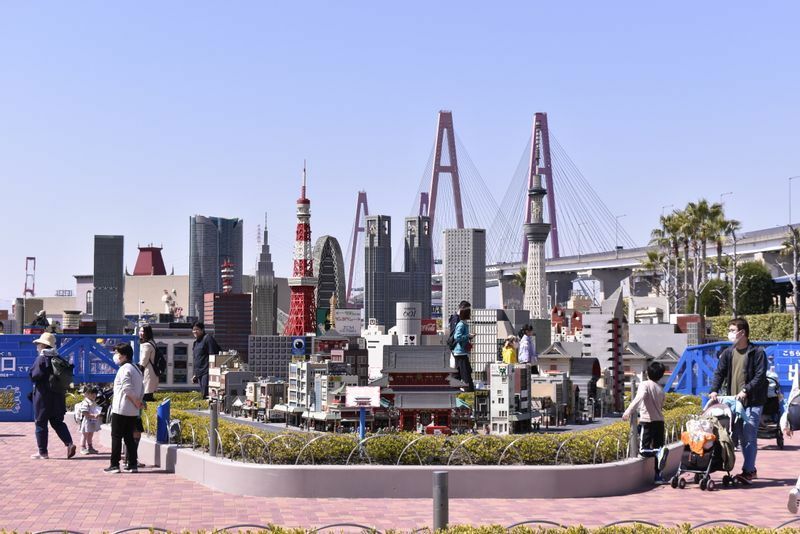 日本中の名所、観光地をレゴ ブロックで再現した「ミニランド」は園内でも屈指の人気エリア