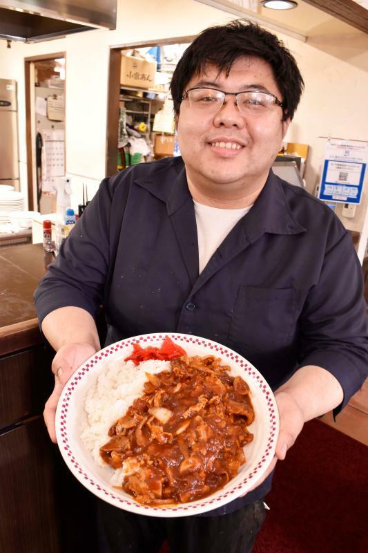 3代目・真史さん考案メニューの名古屋ハヤシ。味噌ミートたっぷりの名古屋テイスト。味は比較的ノーマルだが、ご飯は茶碗2・5杯分の大盛り。完食難易度は結構高い