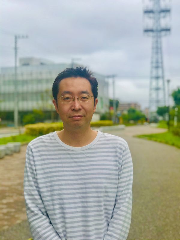 塚田南小サポーターズクラブ代表の成瀬有さん。以前子どもが通っていた小学校では、何年も「おやじの会」で活動してきた(写真提供:成瀬さん)