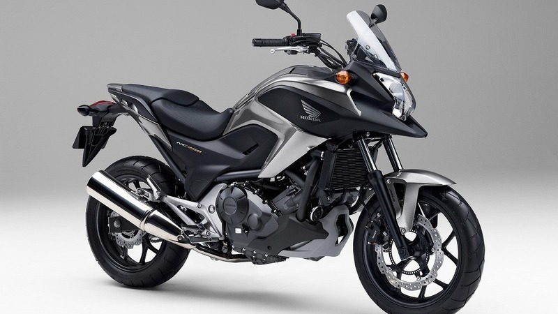 熱い販売 ホンダで人気のNCシリーズが750ccに排気量アップして登場 オートバイ