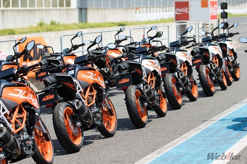 ☆KTM東京EAST☆ KTM125、200、250、390DUKE用 PEO製 ZERO POINT SHAFT 中古品 KTM 「125⁄250⁄390DUKE」試乗レポート同じ車体の３兄弟、その走りの