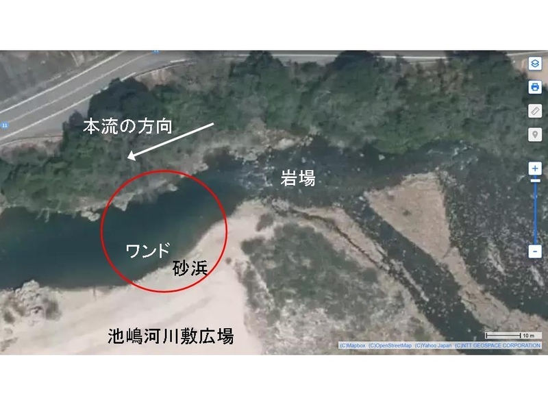 図1 矢作川水難事故現場の上空写真。赤丸が災害点（YAHOO!地図をもとに、筆者が作成）