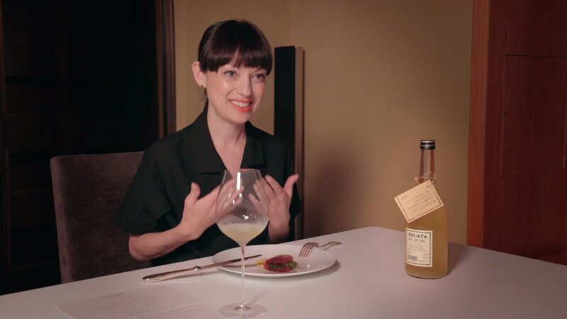 『カンパイ！日本酒に恋した女たち』より、ニュージーランド出身で日本酒の魅力を世界に広げる日本酒コンサルタントのレベッカ・ウィルソンライ