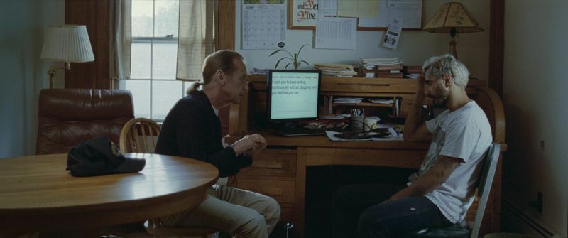 ルーベンに新たな生き方を教えるジョー役のポール・レイシー（左）。『サウンド・オブ・メタル 〜聞こえるということ〜』Amazon Prime Videoにて独占配信中