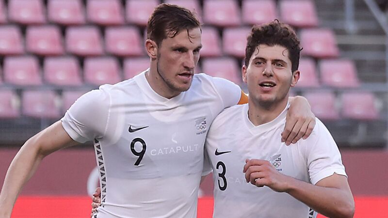 黒ではなく白で オールホワイツ ことnzサッカー代表が白いユニフォームに込めた思い 斉藤健仁 個人 Yahoo ニュース 黒ではなく白で オールホワイツ ことnzサッカー代表が白いユニフォームに込めた思い 斉藤健仁 個人 Yahoo ニュース