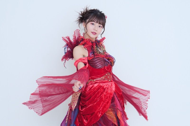 仮面ライダーリバイス』で悪の女王から贖罪のために変身 仮面ライダーリバイス』で悪の女王から贖罪のために変身