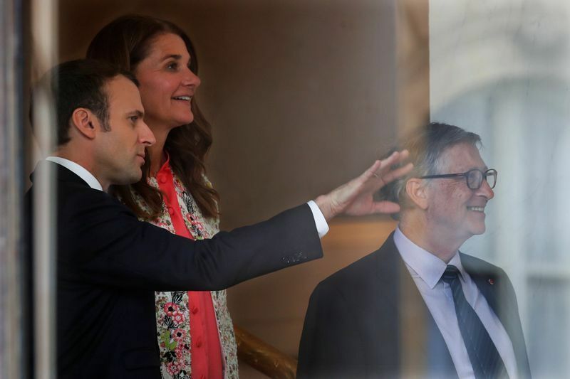 2018年４月、エリゼ宮で会談をするビル・ゲイツ夫妻とマクロン大統領。