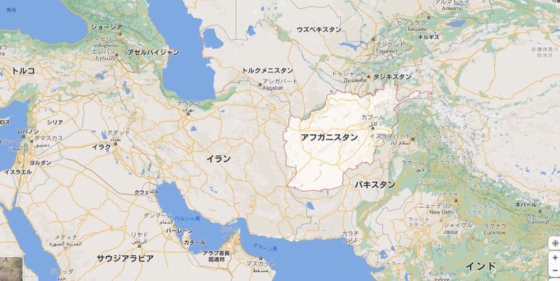 中央アジアは、山岳地帯はあるものの、乾燥した平原や砂漠が広がる地域である。伝統的には遊牧民が多かった。モンゴルのチンギスハンは、この平原を馬でかけぬけて、欧州まで到達した。