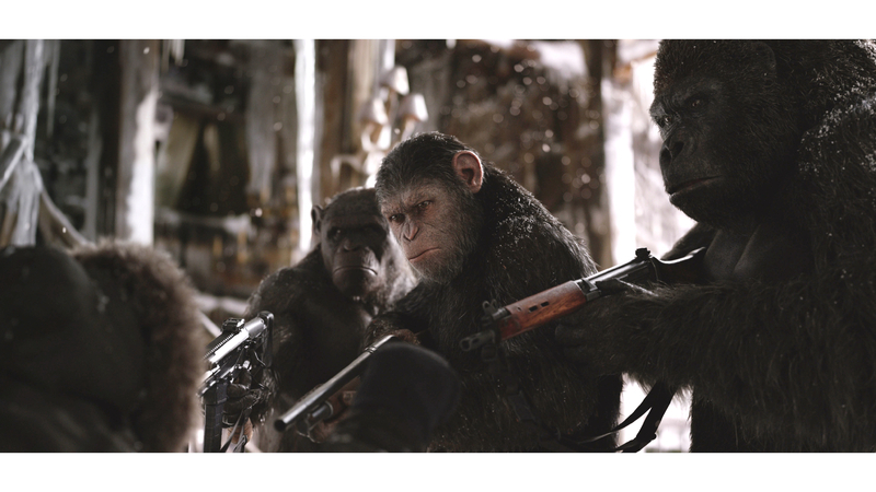 これらの猿たちを演じるのは人間の俳優。猿のメイクは後にデジタルで施される