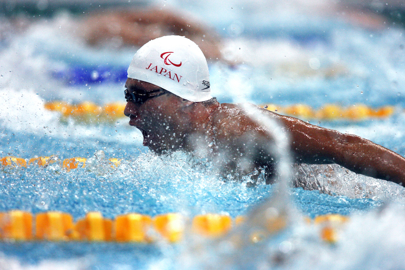 北京パラリンピック（2008年）100mバタフライ（銅メダル）の河合純一の泳ぎ　写真:PARAPHOTO/一ノ谷信行