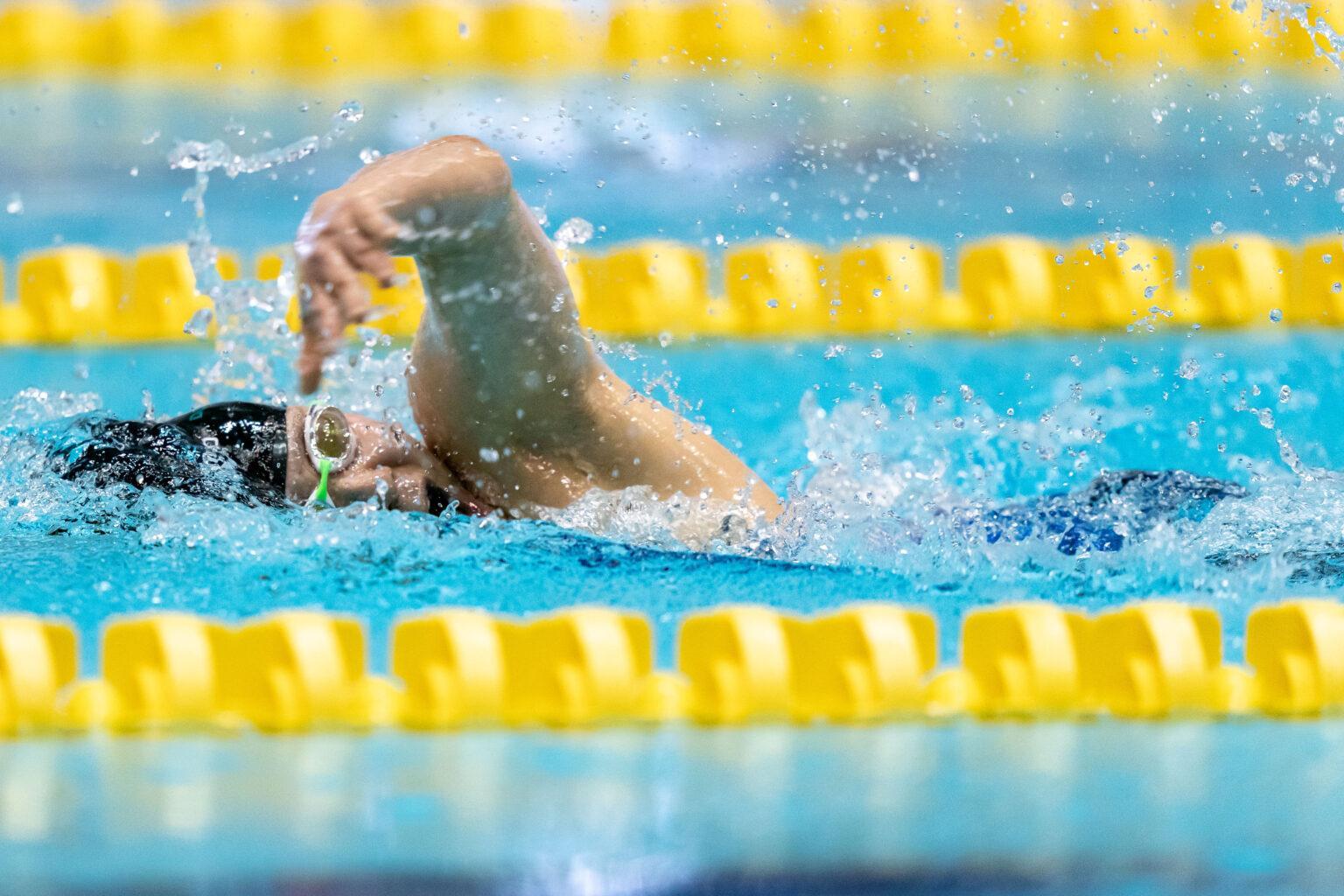 2021年3月、コロナ禍での東京に向けて、女子400m自由形を泳ぐ小池さくら　写真・秋冨哲生