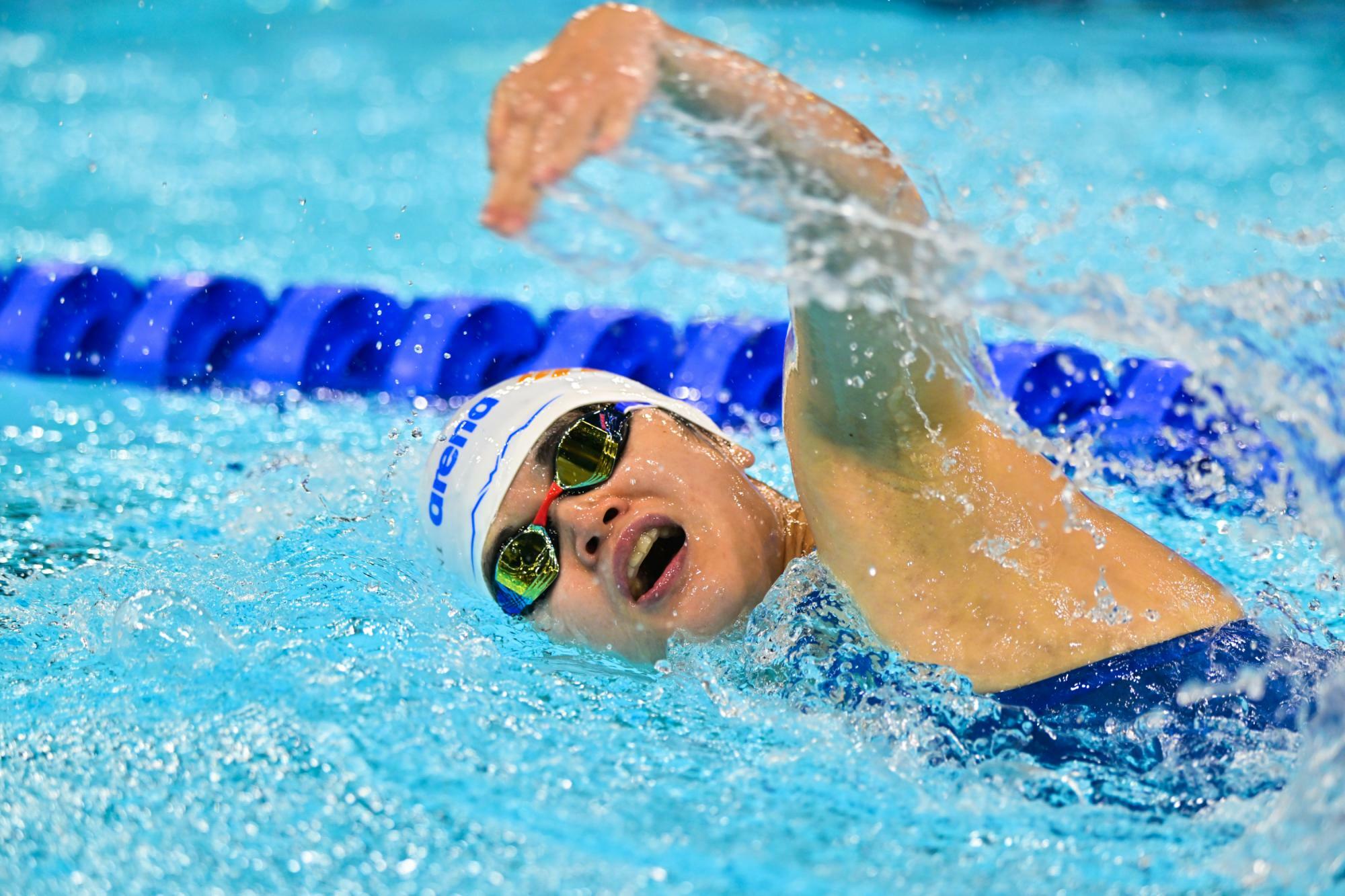 100m自由形S11を泳ぐ石浦智美　写真・日本パラ水泳連盟