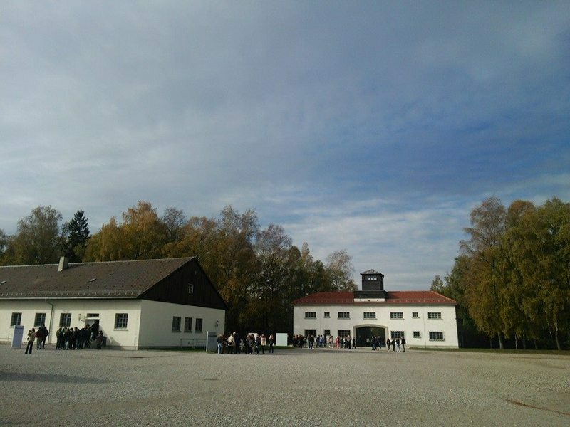 ミュンヘン近郊のダッハウ強制収容所にはドイツだけでなく世界中から訪問者が多い