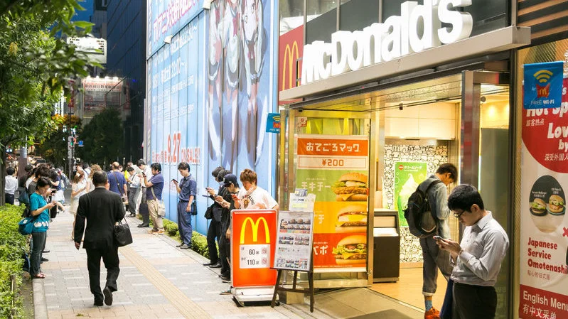 世界でもトラブルや逮捕が続出 ポケモンgo 深夜徘徊などで東京都内では553人補導 佐藤仁 個人 Yahoo ニュース 世界でもトラブルや逮捕が続出 ポケモンgo 深夜徘徊などで東京都内では553人補導 佐藤仁 個人 Yahoo ニュース