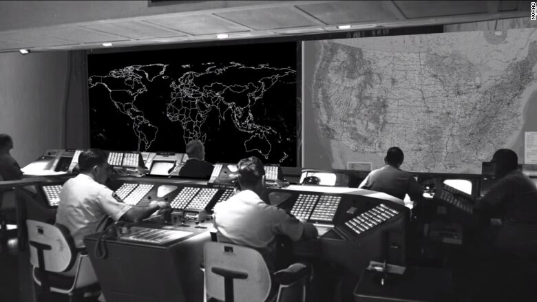 追跡が開始された1955年のNORAD（NORAD)