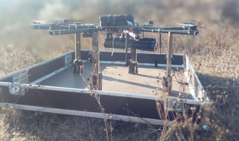 ウクライナ軍の攻撃ドローン「R18」（ウクライナ軍提供）