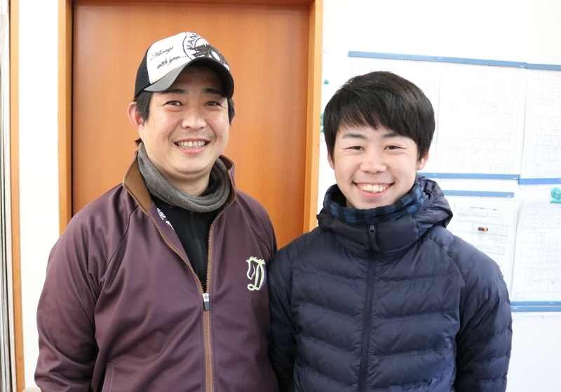 伊藤大士調教師（左）と野中悠太郎騎手