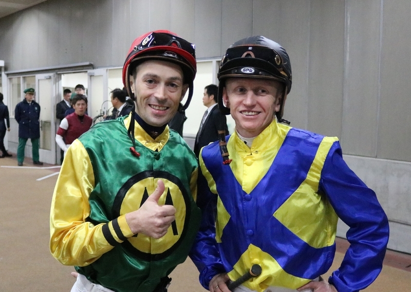 2017年、Ｄ・ポルク（左）と共にジャパンＣに騎乗したミナリク
