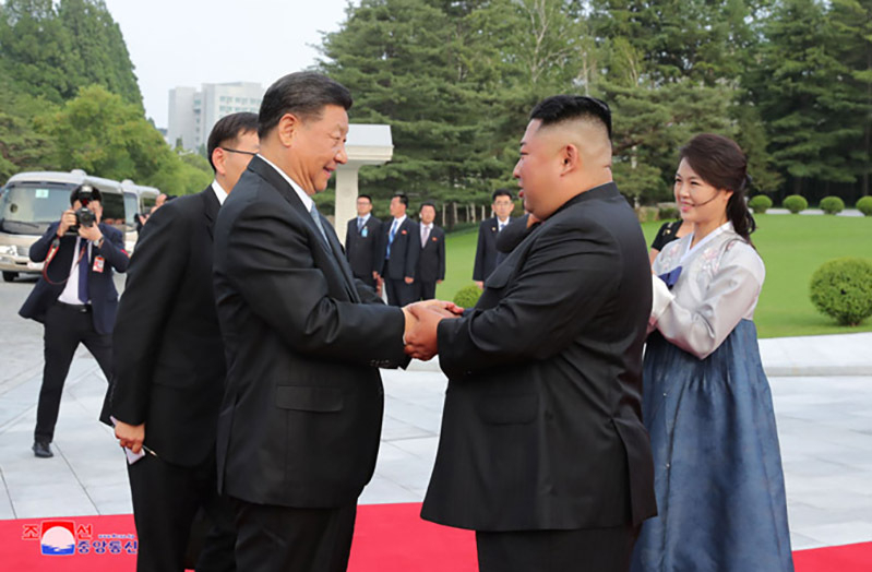6月20日から21日にかけて平壌を訪れた習近平主席。中朝の「血盟」を強く印象づける訪問だった。写真は朝鮮中央通信より。