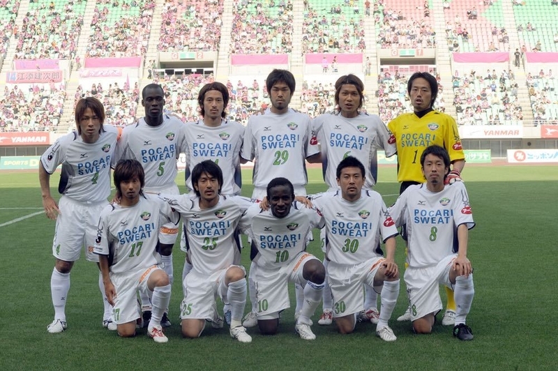 前列中央。2008年J2リーグ セレッソ大阪対徳島ヴォルティス　　サポーター提供