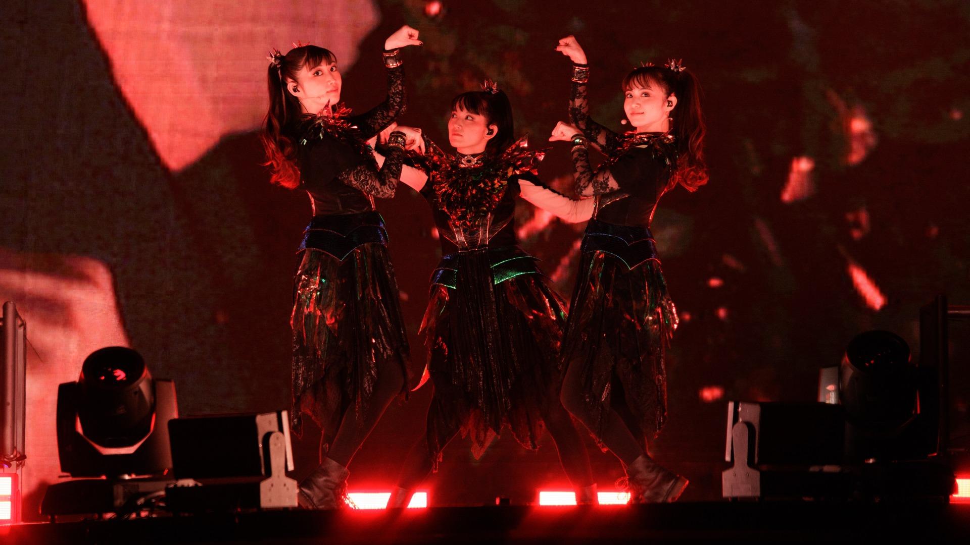 BABYMETALの世界的躍進を支えるロンドン公演の快挙と最新特集