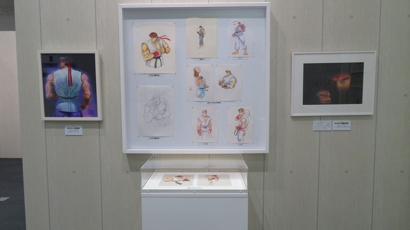 キャラクターごとに、貴重な設定資料や原画イラストを展示。上記の写真は日本人格闘家、リュウのコーナー