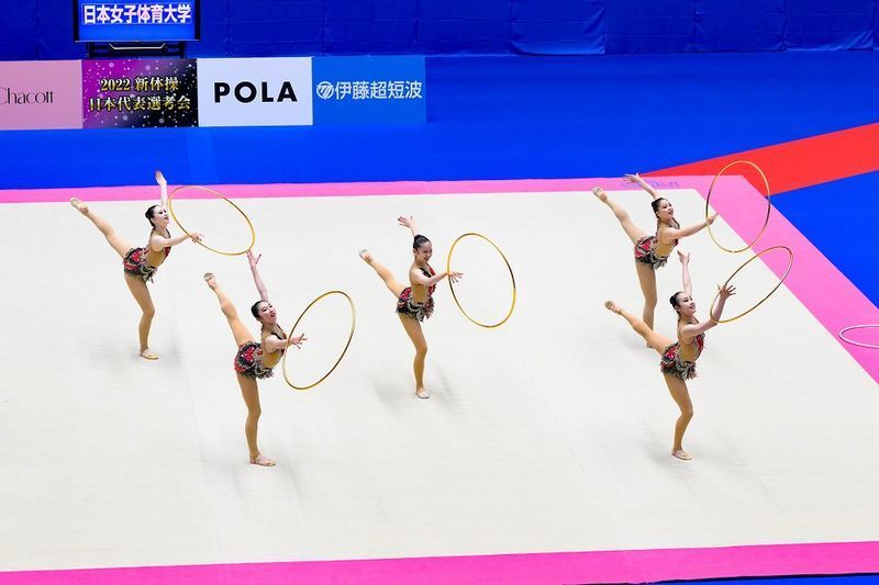 「フープ×5」で首位に立った日本女子体育大学