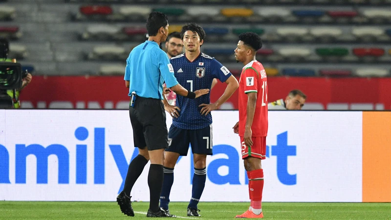 誤審だけでなく すっきりしない試合 日本対オマーンは エンパシー が欠けていた 清水英斗 個人 Yahoo ニュース 誤審だけでなく すっきりしない試合 日本対オマーンは エンパシー が欠けていた 清水英斗 個人 Yahoo ニュース