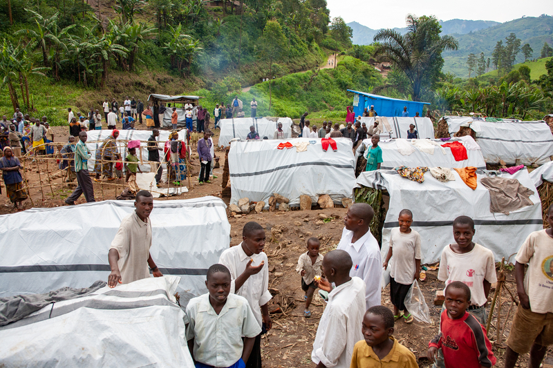コンゴ民主共和国の避難民キャンプ。武装勢力の襲撃を恐れて多くの人が避難民となっていた（撮影：筆者　2009年）