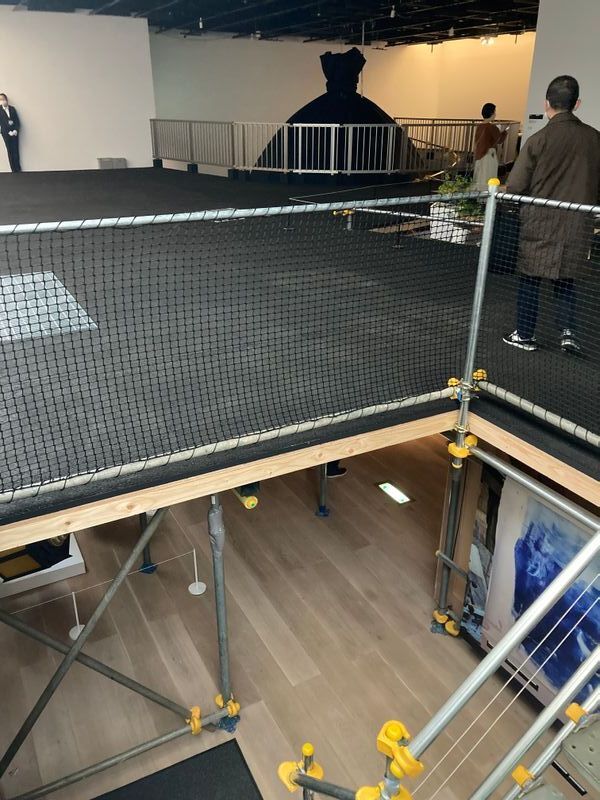 Chim↑Pomが森美術館で個展を開催。美術館への異議申し立ても Chim↑Pomが森美術館で個展を開催。美術館への異議申し立ても