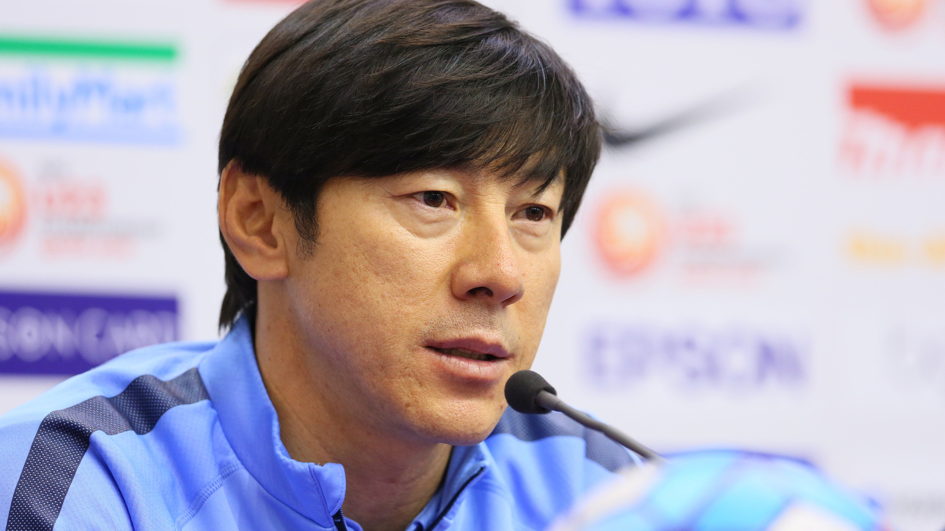 迷走する韓国サッカー界でついに始まった 不惑の猛者たちの決起 慎武宏 個人 Yahoo ニュース