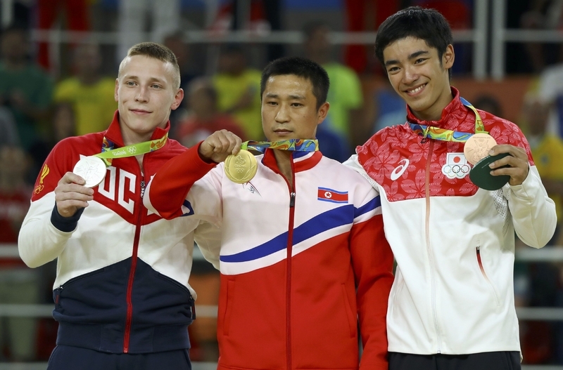 リオ五輪の男子体操・跳馬ではリ・セグァンが白井健三を抑えて金メダルに輝いた。(写真=ロイター/アフロ)