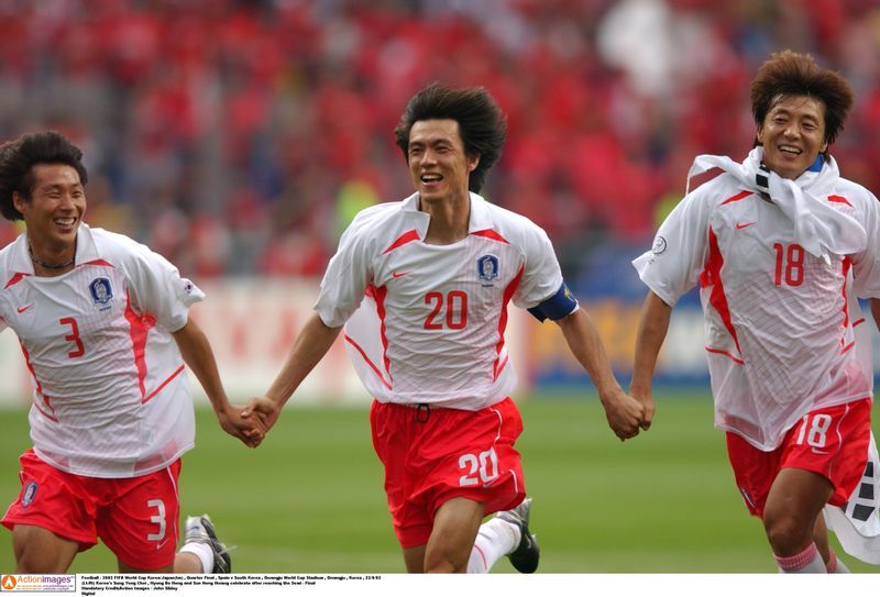 セールお得キム・テヨン 金泰映 2002年日韓ワールドカップ 韓国代表選手 マスクマン 写真
