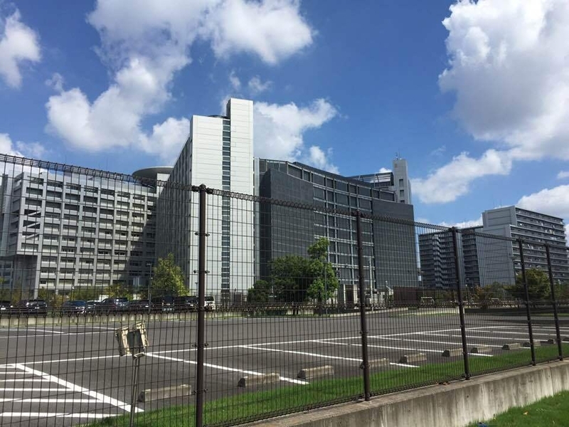 東京拘置所、通称は「東拘」（筆者撮影）