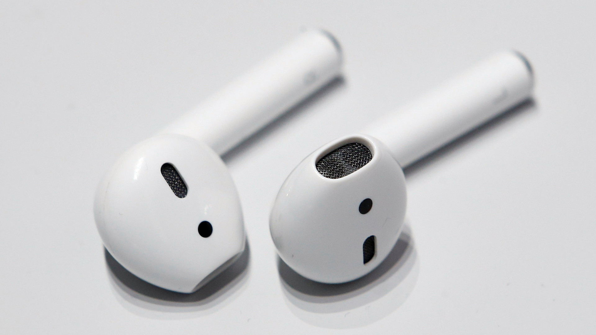 Appleの完全ワイヤレスイヤホン『AirPods』が爆発？ フロリダの男性が 