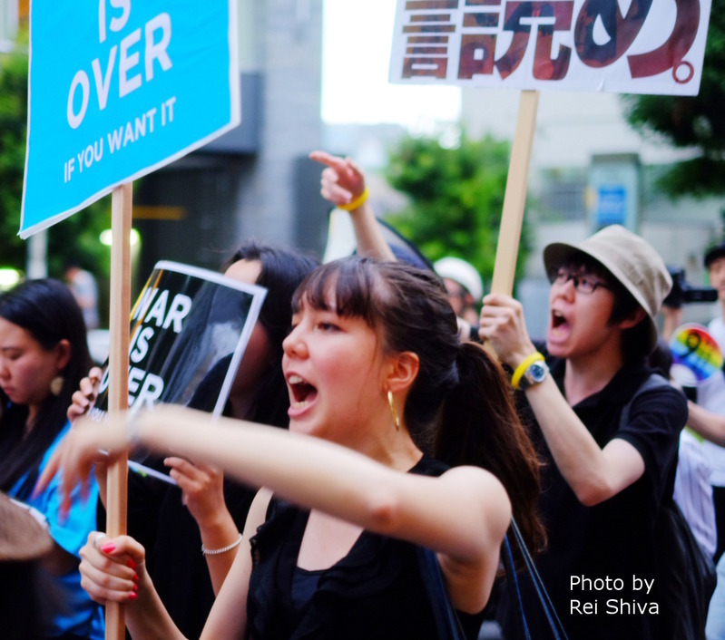23日にSEALDｓ主催で都内で行われたデモ　撮影：志葉玲