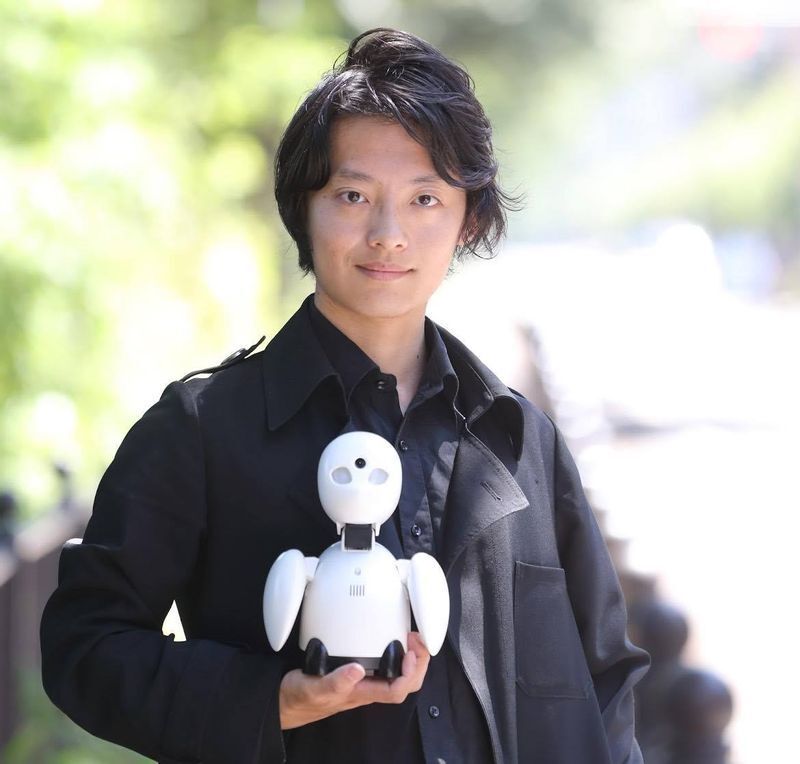 吉藤オリィさん(株式会社オリィ研究所 提供)