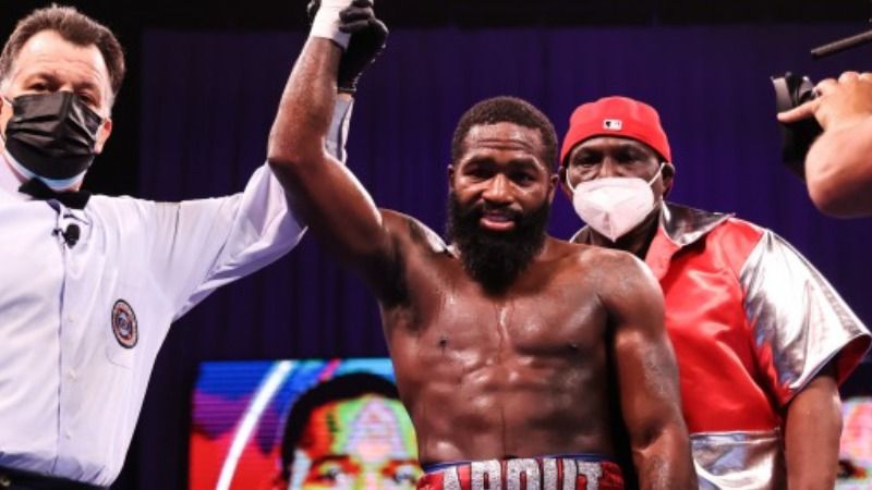 Yahoo!ニュース4階級制覇のエイドリアン・ブローナーが判定勝ちで再起。しかし……