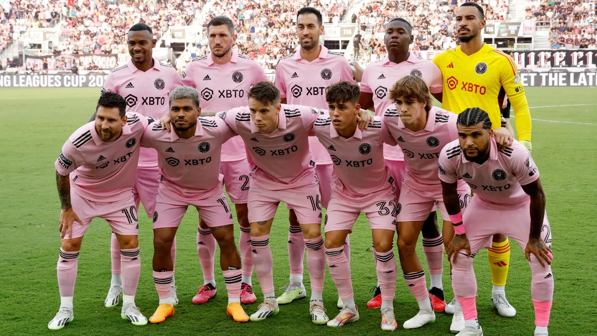TOP 20 Fußball ヨーロッパ サッカーチーム 写真集 ドイツ語